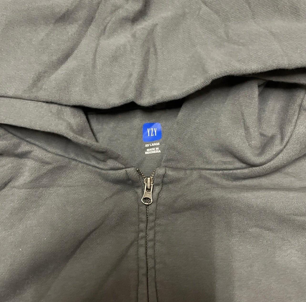 Yeezy Gap Zip Up Hoodie (XXL) – Mas Vintage