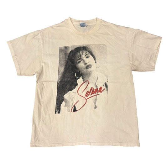 Selena Vintage Graphic Tee