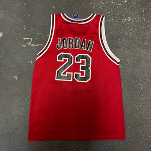 Chicagos Bulls NBA Jersey (size 14-16)